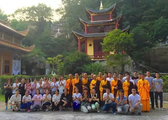 剛離開慈恩寺,我就開始想念!_浙江省天台山慈恩寺